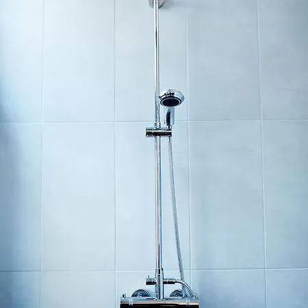 Zentrales & Modernes City-apartment - Free Parking & Bikes Apartament