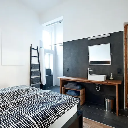 Διαμέρισμα Zentrales & Modernes City-apartment Γκρατς