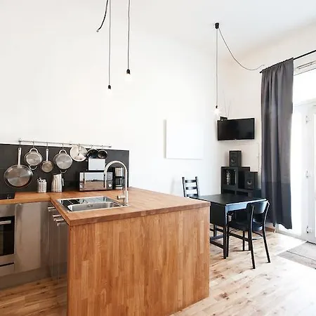 Zentrales & Modernes City-apartment Γκρατς