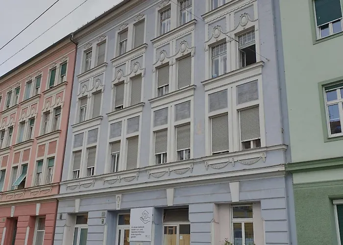 Apartamento Zentrales & Modernes City-apartment - Free Parking & Bikes *