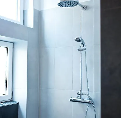 Zentrales & Modernes City-apartment - Free Parking & Bikes Apartamento *